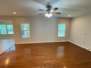 395 Goodman Dr in Gallatin, TN - Building Photo - Building Photo