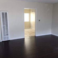 4334 W 130th St in Hawthorne, CA - Foto de edificio - Building Photo
