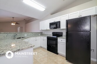 321 Erie Dr in Kissimmee, FL - Building Photo - Building Photo