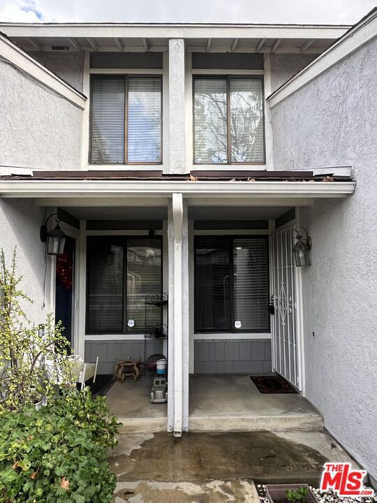 2003 S Mountain Ave in Ontario, CA - Building Photo - Building Photo