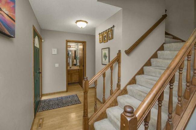8608 N Girard Ave in Minneapolis, MN - Building Photo - Building Photo