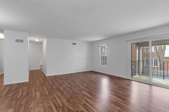 520 Shorely Dr in Barrington, IL - Building Photo - Building Photo