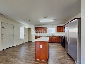 11322 Flying Geese Ln in Tomball, TX - Foto de edificio - Building Photo