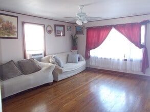 479 Hill St in Waterbury, CT - Building Photo - Building Photo