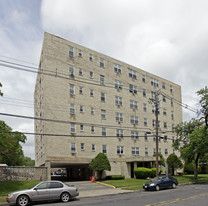 211 Johnson Ave Apartments