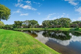 10092 Cedar Point Blvd in Boynton Beach, FL - Building Photo - Building Photo