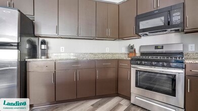302 Constitution Ave in Bayonne, NJ - Building Photo - Building Photo