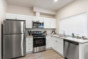 Astor Apartments in Spokane, WA - Building Photo