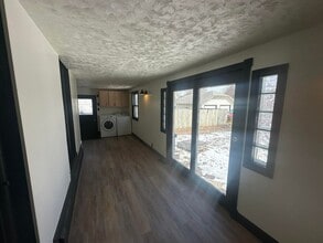 711 W Adams St in Creston, IA - Building Photo - Building Photo