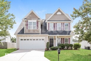 6806 Championship Dr in Whitsett, NC - Building Photo