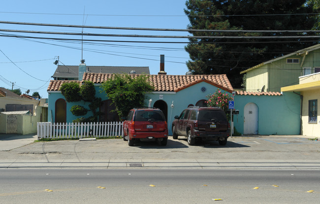 1603 Freedom Blvd in Freedom, CA - Building Photo - Building Photo