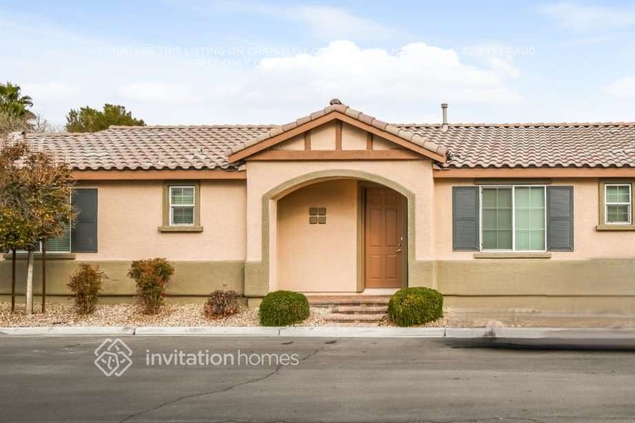 6216 Trenton Parade Ave in Las Vegas, NV - Building Photo