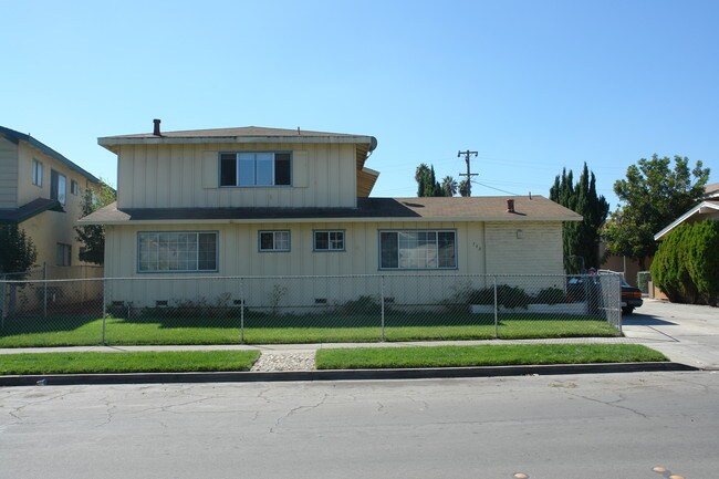 798 Farm Dr in San Jose, CA - Building Photo - Building Photo