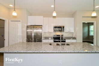 392 Garbelmann St in Palm Bay, FL - Building Photo - Building Photo