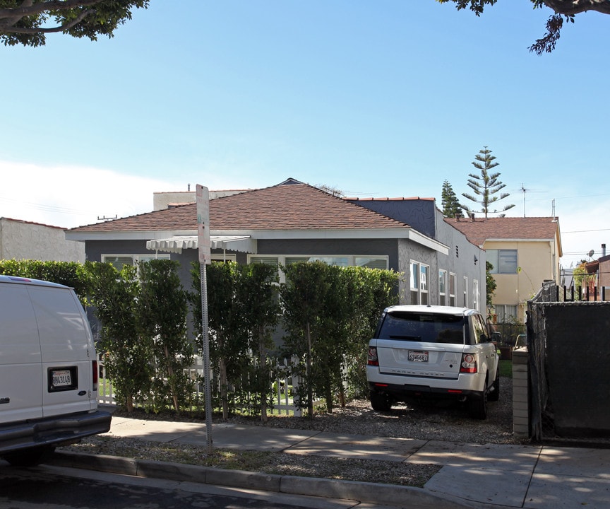 1246 Chelsea Ave in Santa Monica, CA - Building Photo