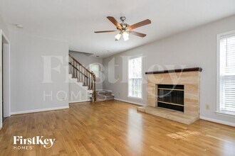8947 Chesham Dr in Charlotte, NC - Building Photo - Building Photo