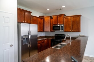 237 Medford Dr in Summerville, SC - Building Photo - Building Photo