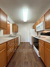 1660 Swanson Dr in Syracuse, NE - Building Photo - Building Photo