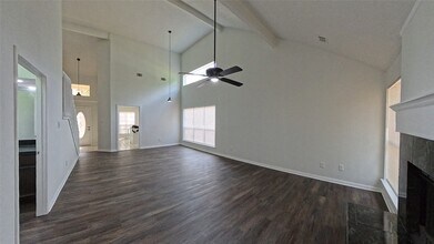 3 Rain Walk Ct in Spring, TX - Building Photo - Building Photo