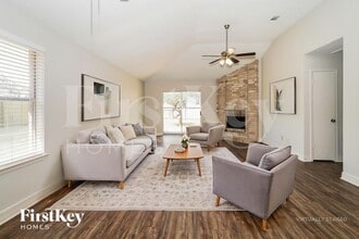 21134 Western Valley Dr, Unit 1 in Katy, TX - Building Photo - Building Photo