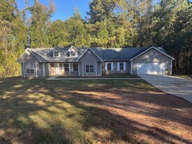 482 S Bolee Rd in Hogansville, GA - Building Photo