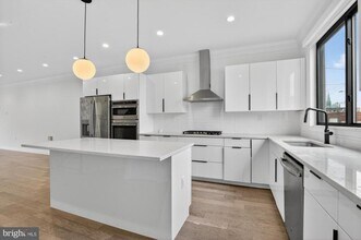 3336 Salmon St in Philadelphia, PA - Building Photo - Building Photo