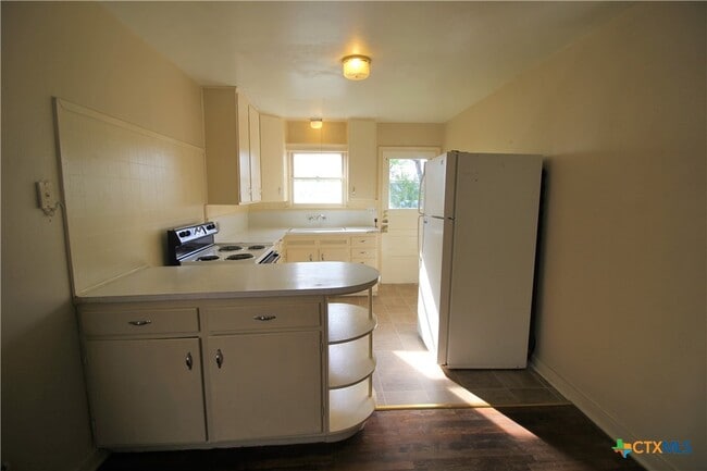 property at 669 Roosevelt St