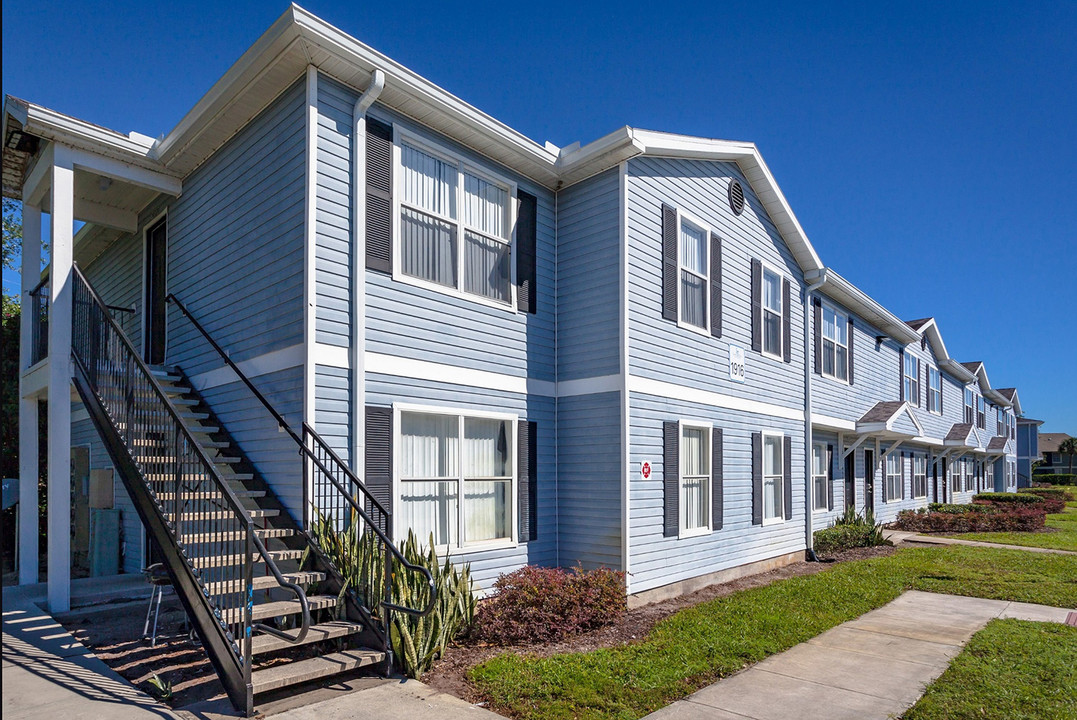 Landon Trace Townhomes in Orlando, FL - Building Photo