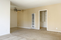 Towne Square Apartments photo'