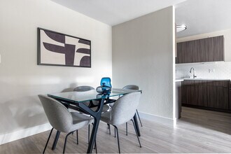 745 S Bernardo Ave-Unit -FL3-ID292 in Sunnyvale, CA - Building Photo - Building Photo