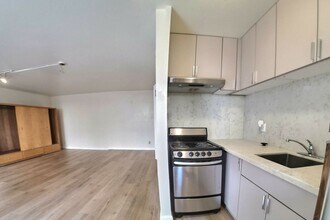 1907 Greenwich St in San Francisco, CA - Building Photo - Building Photo