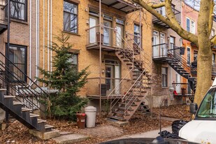 4624-4632 Messier St in Montréal, QC - Building Photo