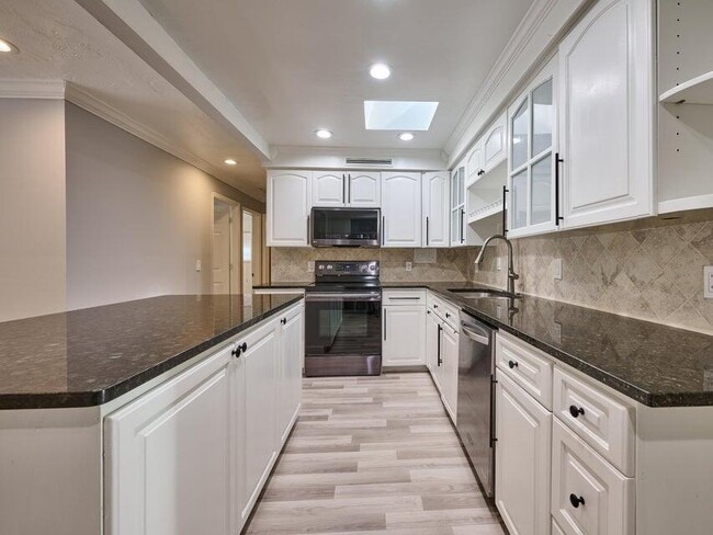 2112 Longwood Rd in West Palm Beach, FL - Building Photo - Building Photo