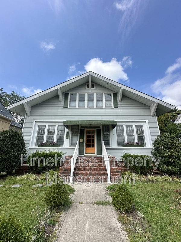 property at 6205 Hampton Blvd