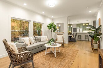 915 E Matilija St in Ojai, CA - Building Photo - Building Photo