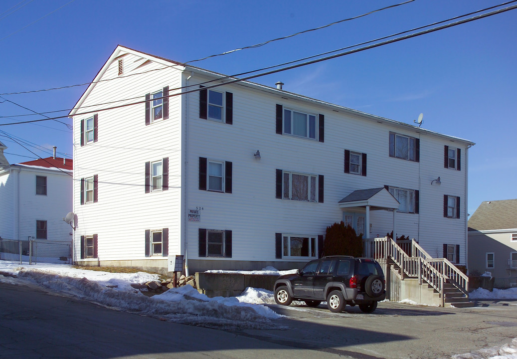 324 Snell St in Fall River, MA - Building Photo