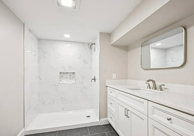 property at 711 E Butler Pike