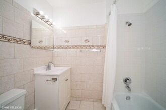 974 Crabapple Dr in Prospect Heights, IL - Building Photo - Building Photo