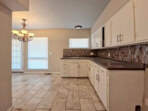 2106 57th St in Lubbock, TX - Building Photo - Building Photo