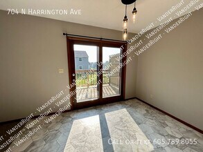 704 N Harrington Ave in Sioux Falls, SD - Building Photo - Building Photo