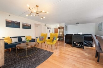 2500 Mystic Valley Pkwy, Unit 403 in Medford, MA - Building Photo - Building Photo
