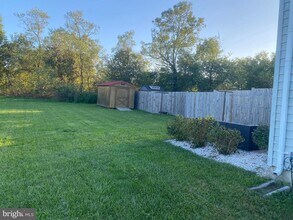 208 Hackberry Dr in Stephens City, VA - Building Photo - Building Photo