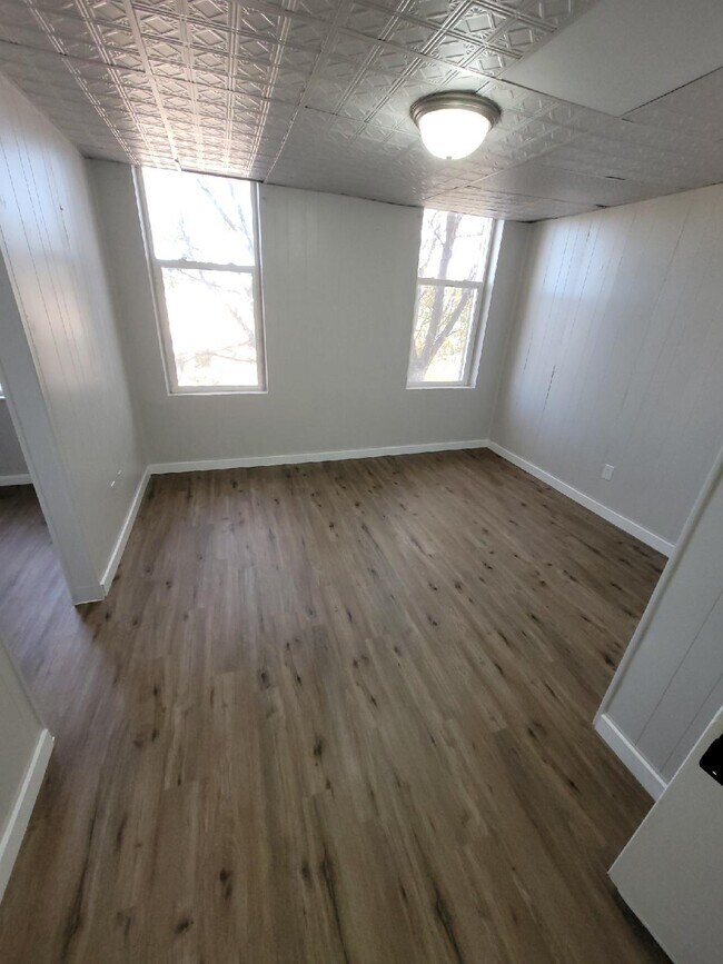 403 14th St in Burlington, CO - Foto de edificio - Building Photo