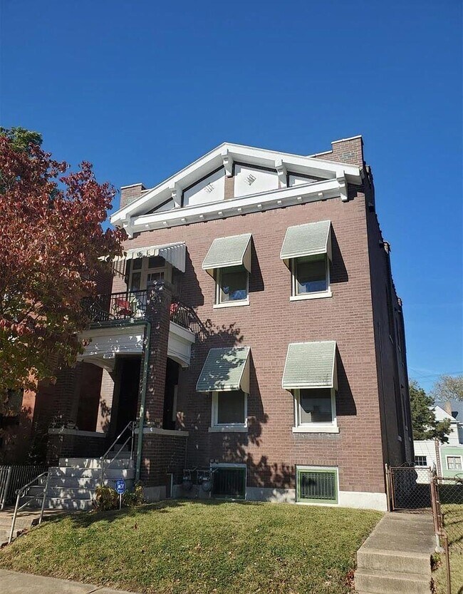 4169 Humphrey St Rentals in St. Louis, MO