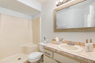 588 Imperial Pl in Poinciana, FL - Building Photo - Building Photo