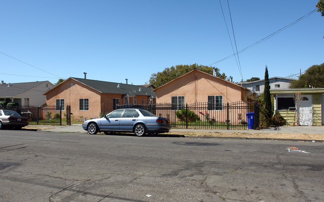 625-629 18th St in Richmond, CA - Foto de edificio - Building Photo