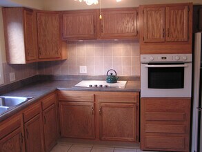 301 Roosevelt Ave, Unit 1 in Syracuse, NY - Building Photo - Building Photo