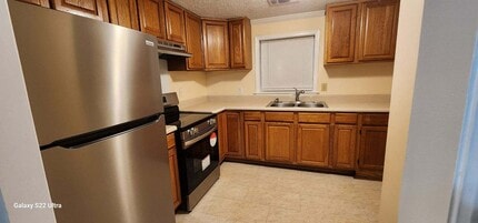 25 Norton St in Savannah, GA - Building Photo - Building Photo