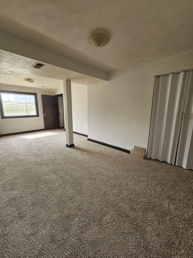 3610 Central Ave in Bettendorf, IA - Building Photo - Building Photo