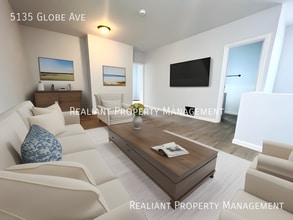 5135 Globe Ave in Norwood, OH - Building Photo - Building Photo